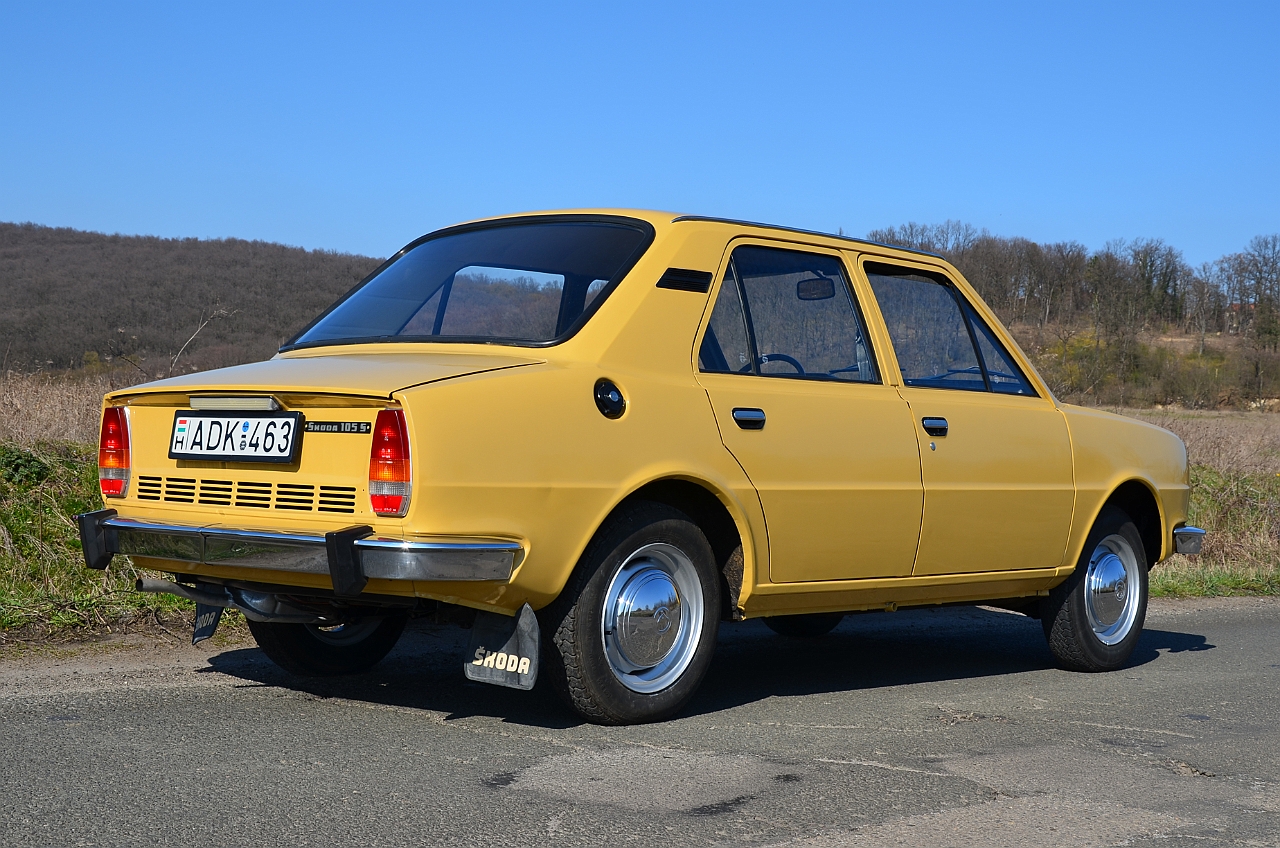 Skoda S105_1977